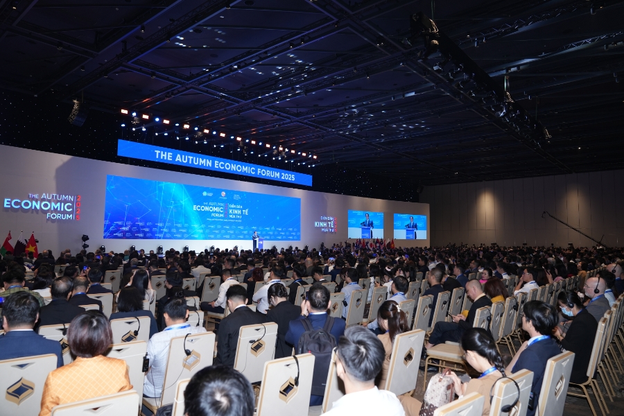 Toàn cảnh phiên tổng thể <span class=