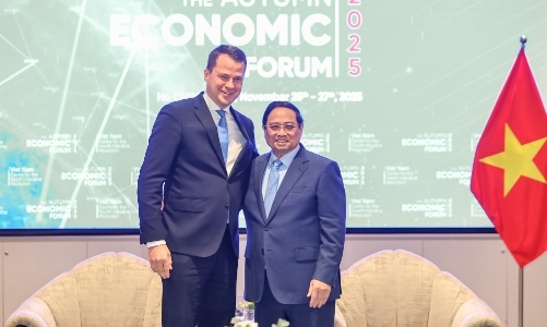 Thủ tướng đề nghị WEF đưa Diễn đàn Kinh tế mùa Thu thành sự kiện thường niên