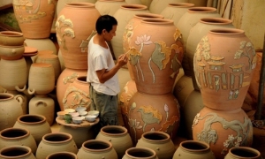 Hà Nội: Quy định mới về chính sách hỗ trợ, bảo tồn và phát triển làng nghề 