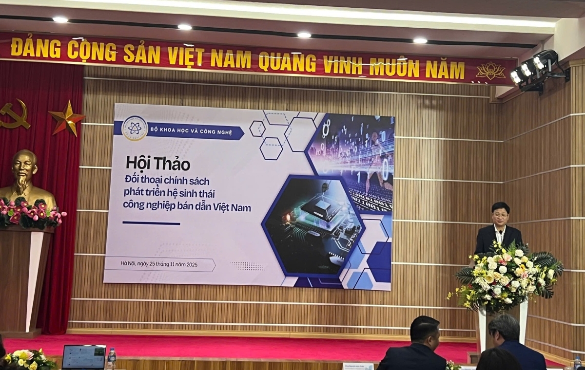 Cục trưởng Cục Công nghiệp Công nghệ thông tin (Bộ Khoa học và Công nghệ), ông Nguyễn Khắc Lịch, cho biết công nghiệp bán dẫn là nền tảng của nền kinh tế số