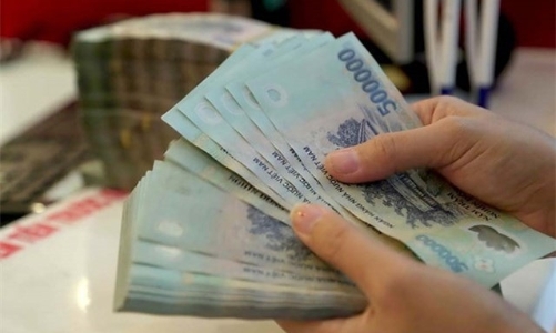 Bộ Nội vụ đề nghị báo cáo tiền lương, thưởng Tết trước 25/12