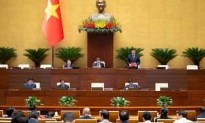 Đề xuất cấm tuyệt đối thuốc lá điện tử, thuốc lá nung nóng và khí N2O