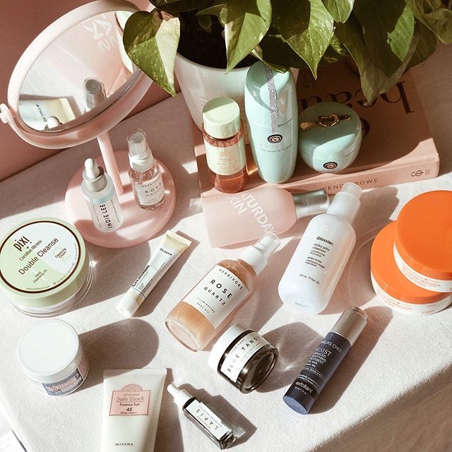 Các thương hiệu làm đẹp đang cạnh tranh gay gắt với nahu.