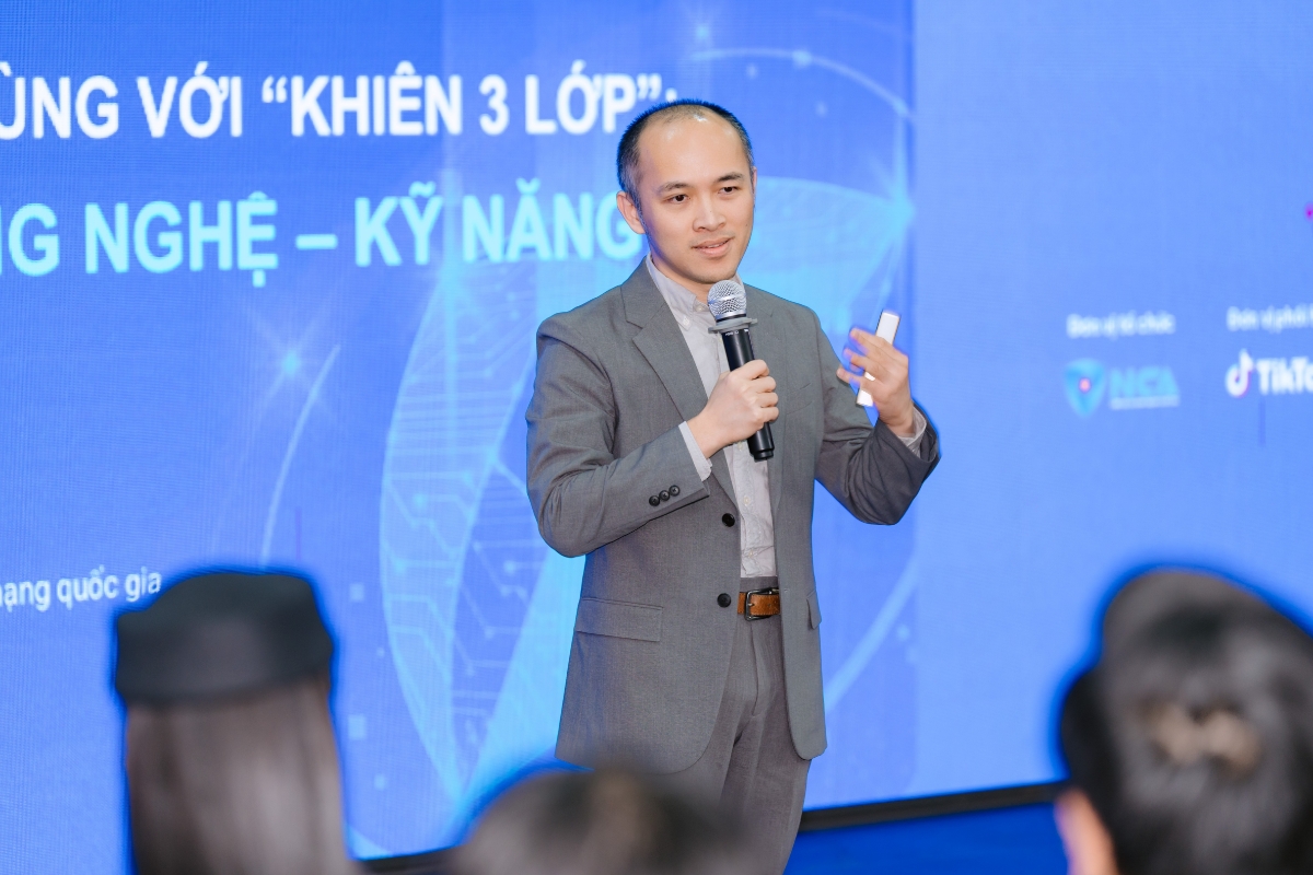 Chuyên gia Vũ Ngọc Sơn, Trưởng ban Nghiên cứu, tư vấn, phát triển công nghệ và Hợp tác quốc tế của Hiệp hội An ninh mạng quốc gia. 