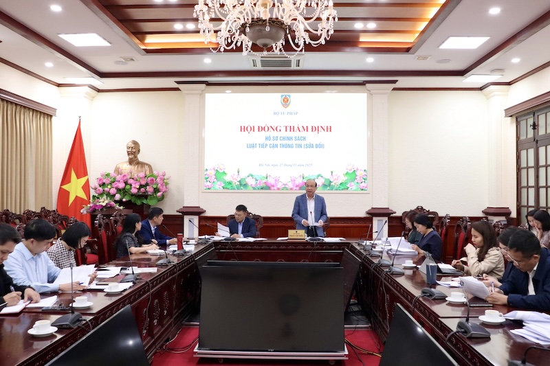 Quang cảnh buổi thẩm định. Ảnh: MOJ.