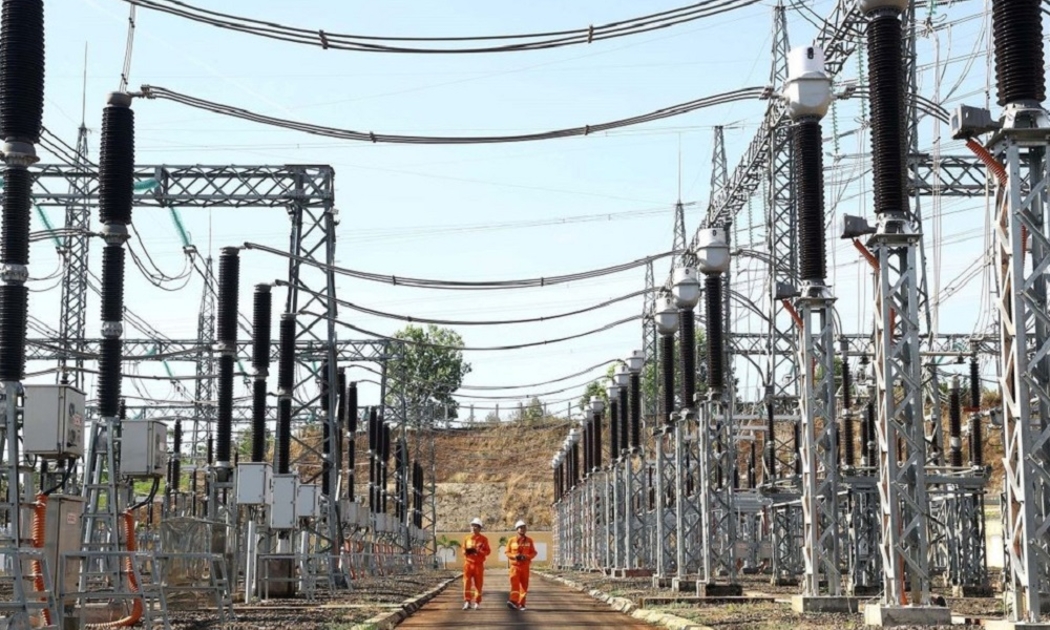 Xây dựng thị trường điện cạnh tranh: Tách bạch phân phối - bán lẻ, xóa bỏ độc quyền