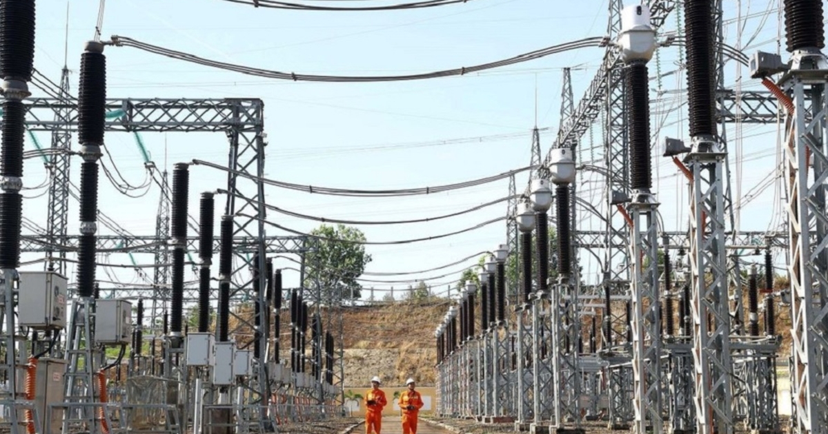 Xây dựng thị trường điện cạnh tranh: Tách bạch phân phối - bán lẻ, xóa bỏ độc quyền