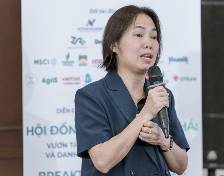 Bà Trần Anh Đào, Phó Tổng giám đốc phụ trách Ban điều hành HoSE