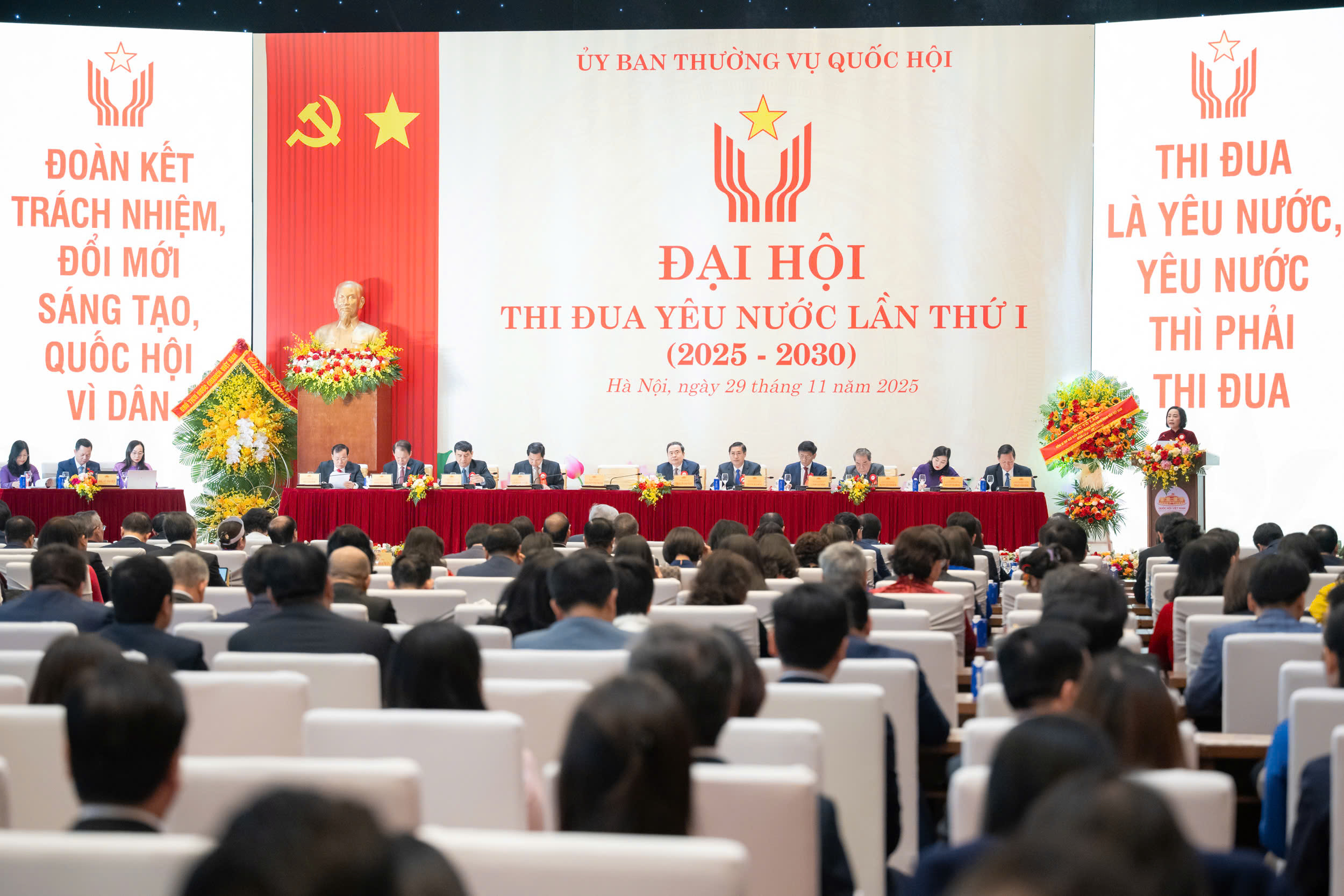 Toàn cảnh Đại hội Thi đua yêu nước lần thứ I của Ủy ban Thường vụ Quốc hội. Ảnh: Quốc hội.