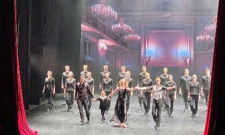 4.000 vé cho 5 đêm diễn vở ballet ‘Anna Karenina’ của nhà hát Eifman Ballet (Nga) tại Hà Nội và TP.HCM đã bán hết chỉ sau hơn 2 tuần mở bán. Ảnh: Như Quỳnh