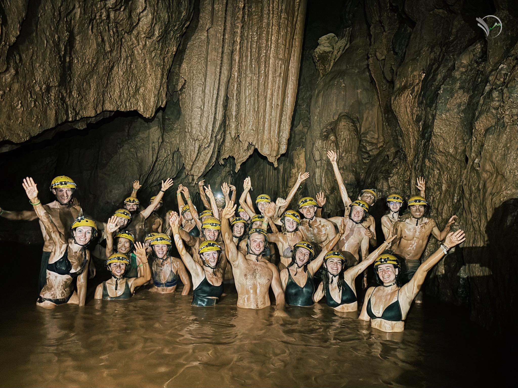 Nhóm khách quốc tế lựa chọn Quảng Trị làm điểm đến nhờ cảnh quan tự nhiên và sản phẩm du lịch sinh thái.