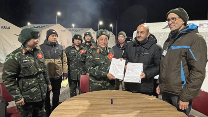 Decree on Vietnam's overseas aid issued