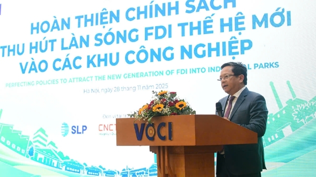Policies to attract new generation FDI projects into industrial parks to be further perfected
