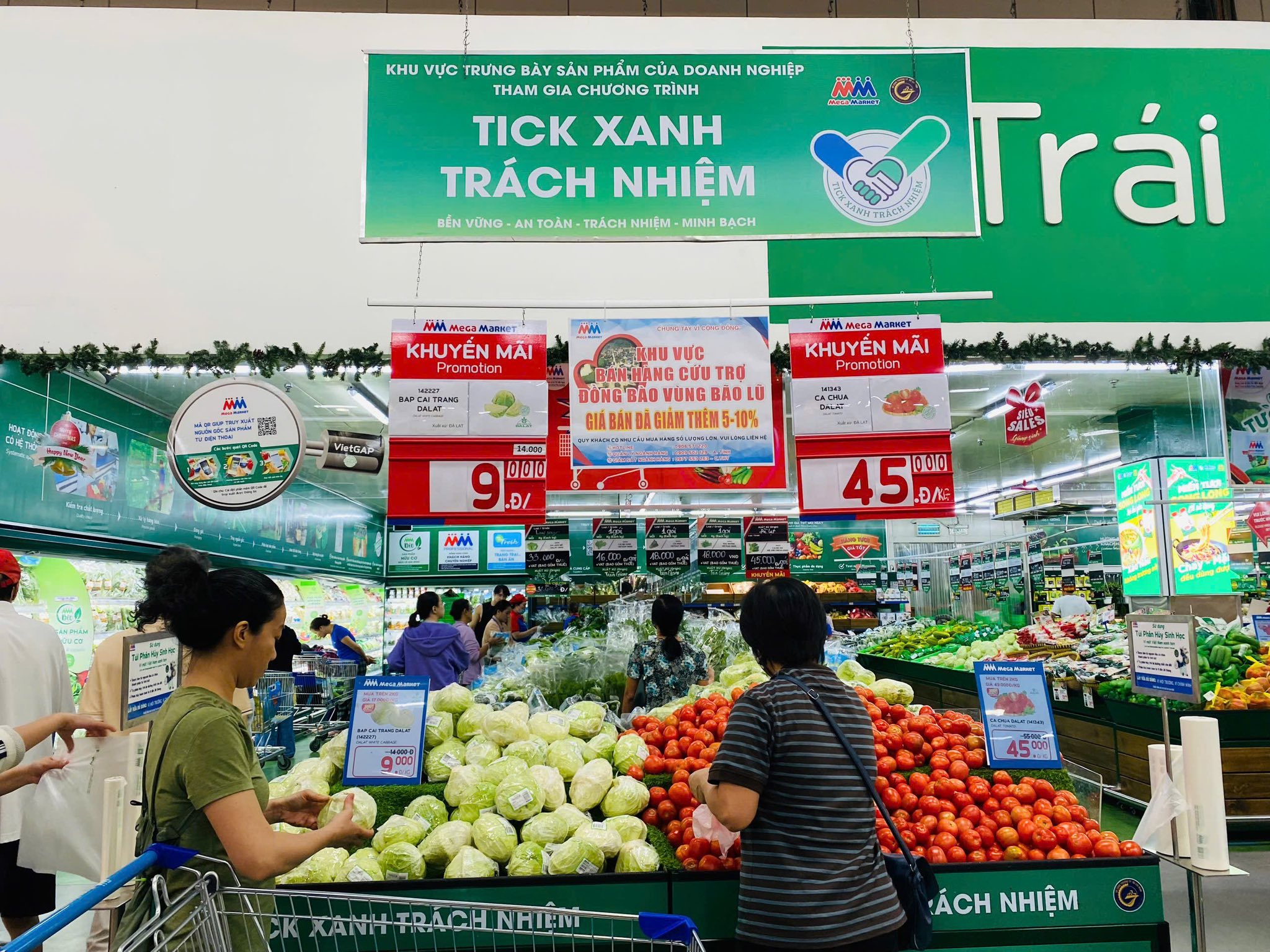 Chương trình Tick xanh được xác định là điểm nhấn quan trọng trong chiến lược kích cầu tiêu dùng của thành phố năm 2025.