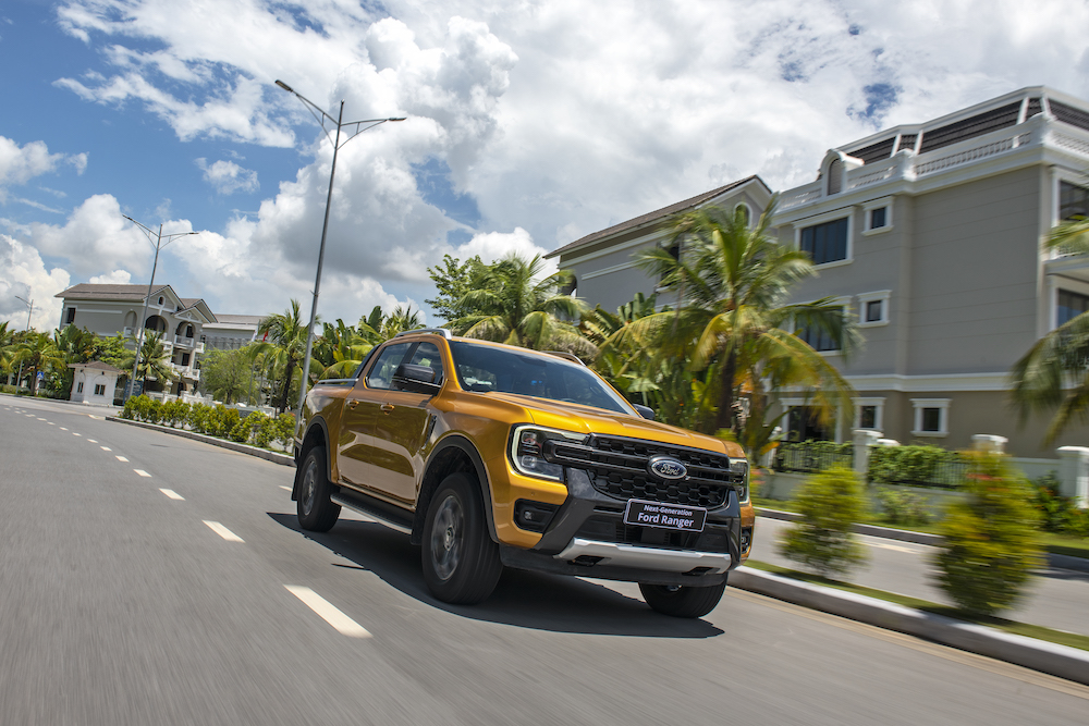 <i>Ford Ranger được hỗ trợ 100% lệ phí trước bạ cho các phiên bản Stormtrak, Wildtrak, Raptor và Ranger XLS và hỗ trợ 50% lệ phí trước bạ cho phiên bản XL.</i>