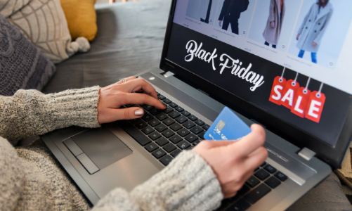 AI giúp thúc đẩy chi tiêu trực tuyến trong ngày Black Friday
