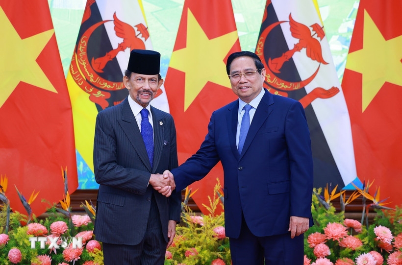 Thủ tướng Phạm Minh Chính hội kiến Quốc vương Brunei Darussalam Haji Hassanal Bolkiah. Ảnh: TTXVN.