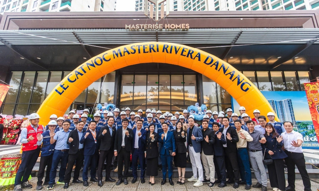 Masterise Homes chính thức cất nóc dự án Masteri Rivera Danang 