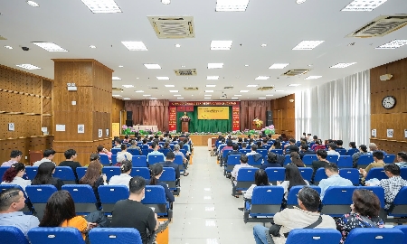 Thúc đẩy tài chính số: LPBank hỗ trợ hộ kinh doanh, tiểu thương thích ứng mô hình thuế mới