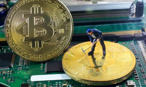 Sau 4 năm cấm, khai thác Bitcoin tại Trung Quốc sôi động trở lại