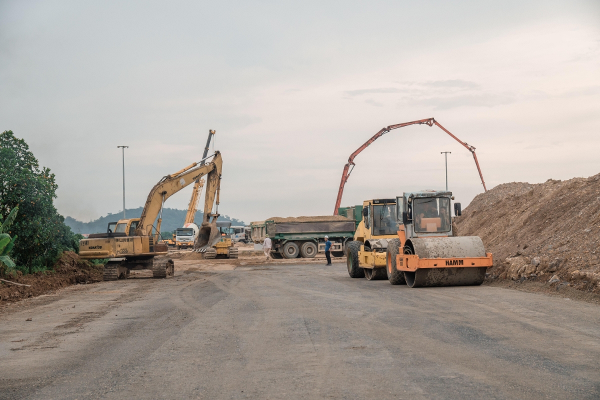 Để bảo đảm hoàn thành các chỉ tiêu phát triển năm 2025, Ninh Bình đang đẩy mạnh kiểm tra, rà soát và xử lý nghiêm các dự án chậm triển khai.