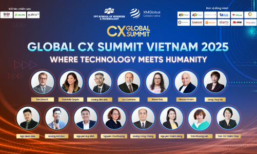 Tiến sĩ Tom DeWitt trở lại 