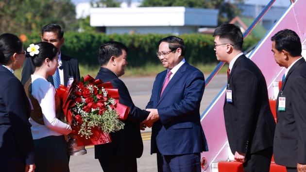 PM Pham Minh Chinh arrives in Vientiane for the 48th meeting of the Vietnam-Laos Intergovernmental Committee