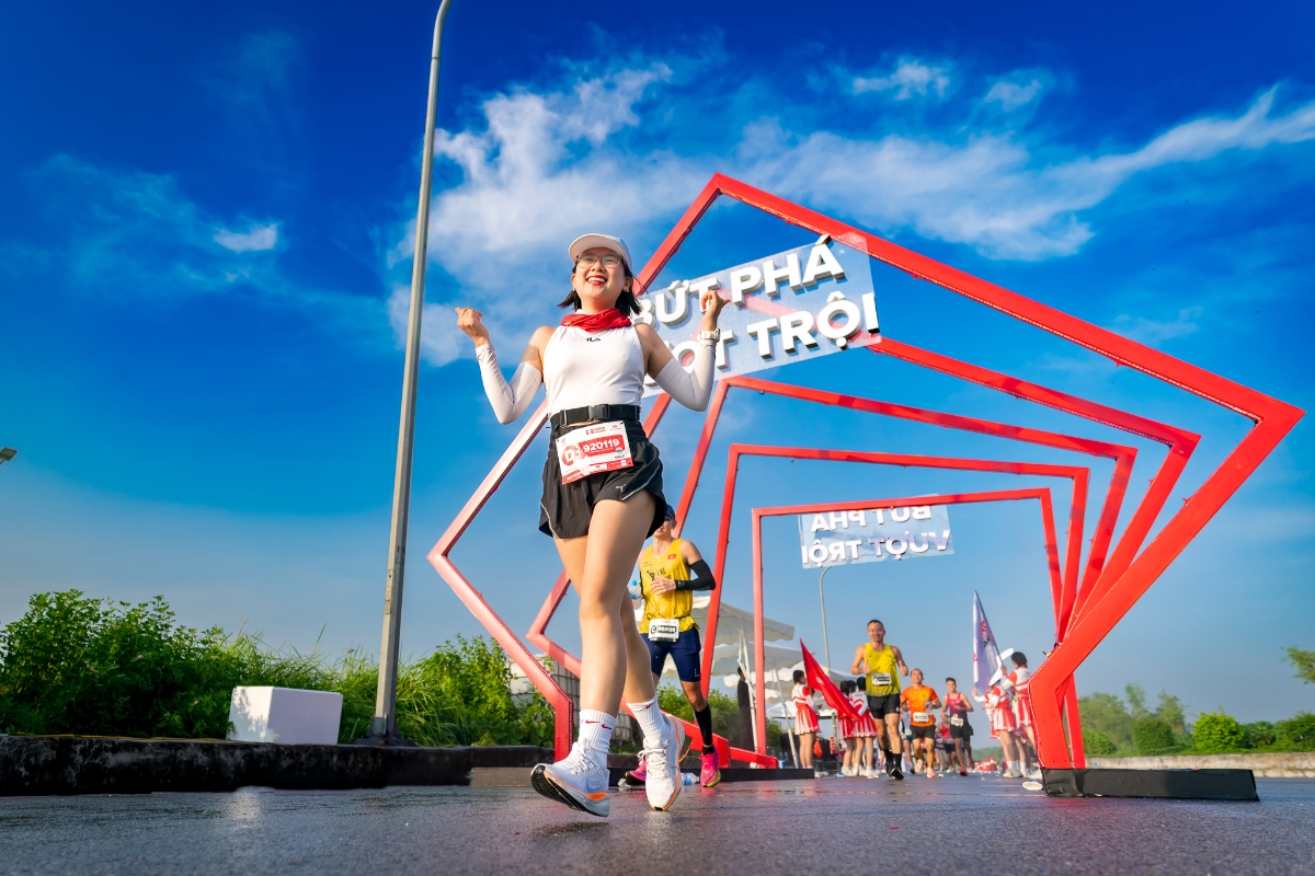 Giải Marathon Quốc tế Techcombank thu hút hàng chục nghìn runners mỗi năm.
