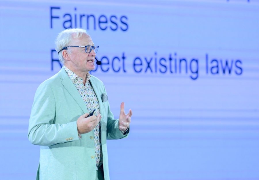 Giáo sư Toby Walsh