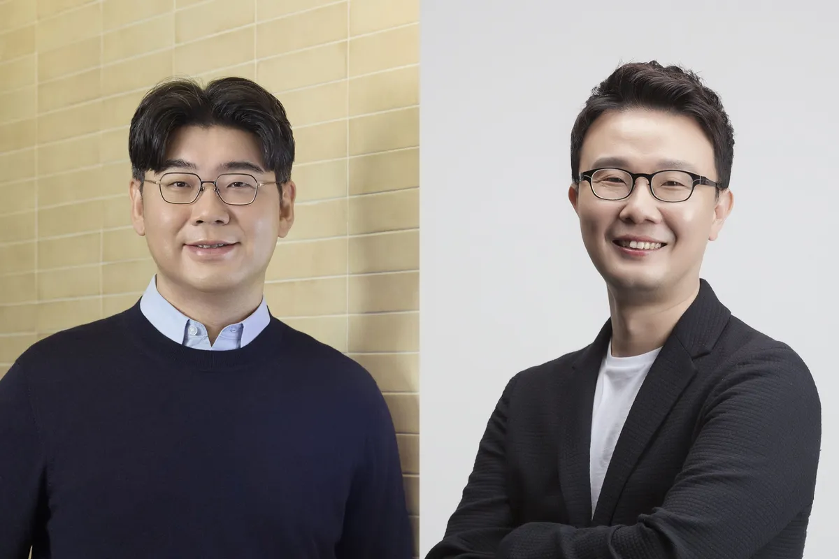 Song Chi-hyung và Kim Hyoung-nyon, hai nhà sáng lập của Dunamu Inc., công ty sở hữu sàn giao dịch tiền ảo Upbit - Ảnh: Bloomberg.