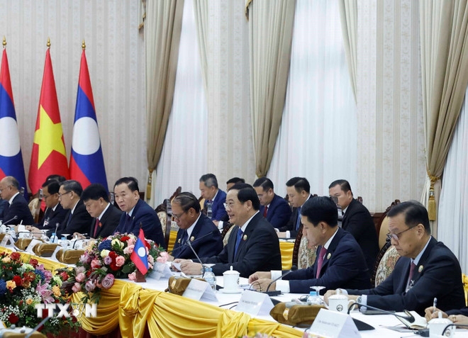 Thủ tướng Lào Sonexay Siphandone phát biểu tại cuộc hội kiến Tổng Bí thư Tô Lâm. Ảnh: TTXVN.