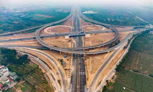 Tiến độ giải ngân mới chạm mốc 60%, áp lực “nước rút” dồn vào tháng cuối năm