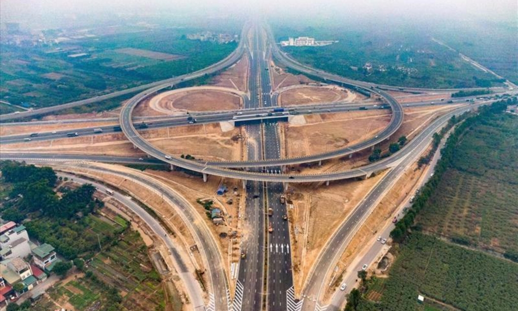 Tiến độ giải ngân mới chạm mốc 60%, áp lực “nước rút” dồn vào tháng cuối năm