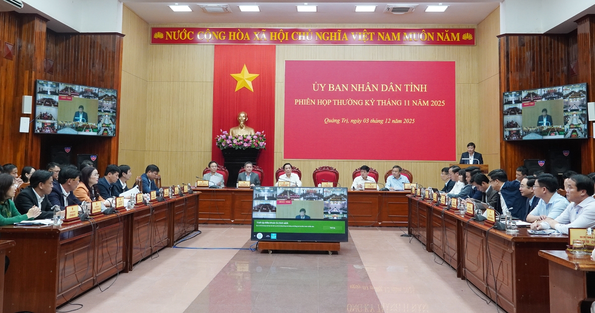 Toàn cảnh phiên họp