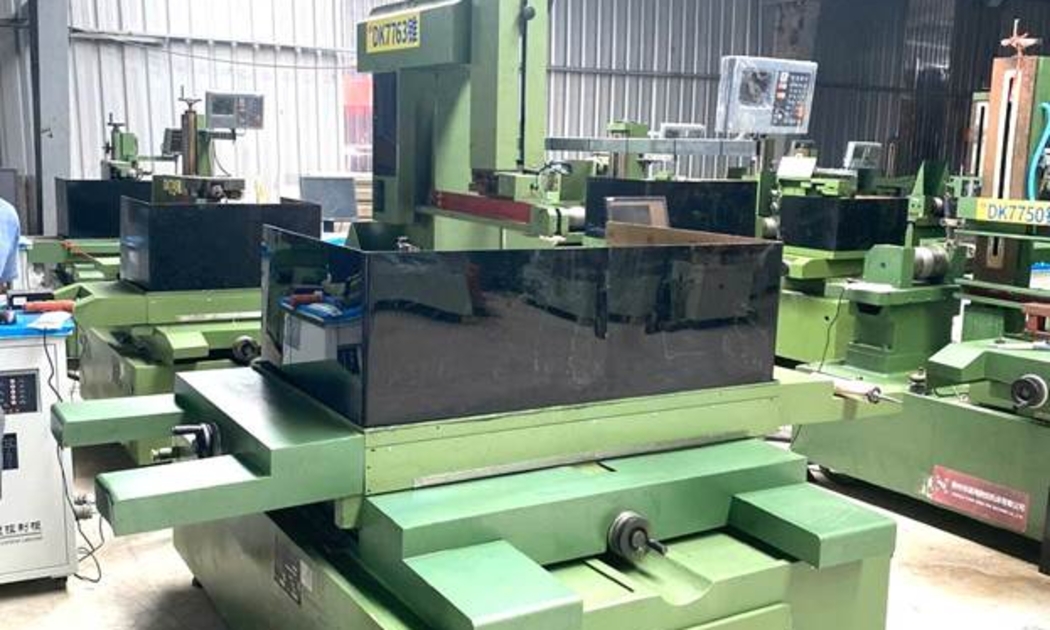 Hải quan phát hiện 2 doanh nghiệp nhập khẩu 373 máy móc cũ bán trục lợi 