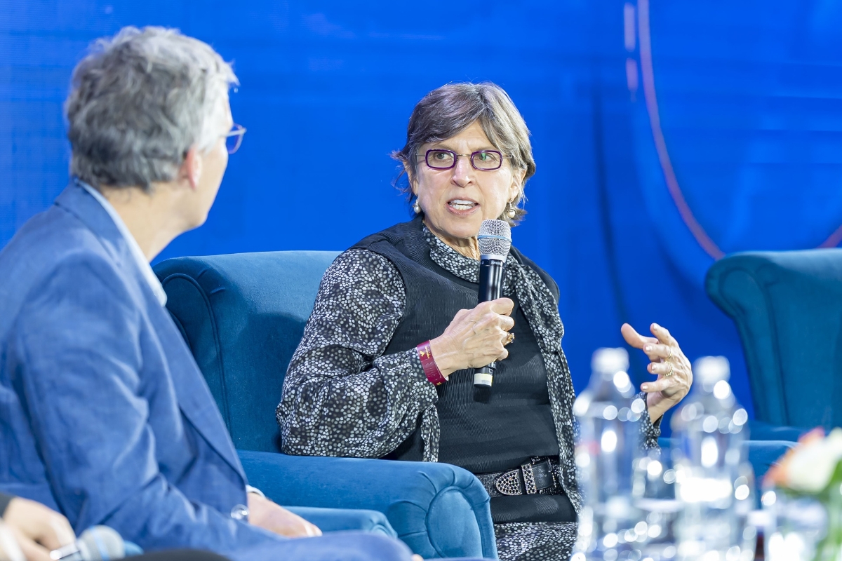 Giáo sư Pamela Christine Ronald cho rằng hợp tác toàn cầu và các công cụ AI dự báo chức năng sẽ là nền tảng cho các bước tiến tiếp theo của nông nghiệp bền vững