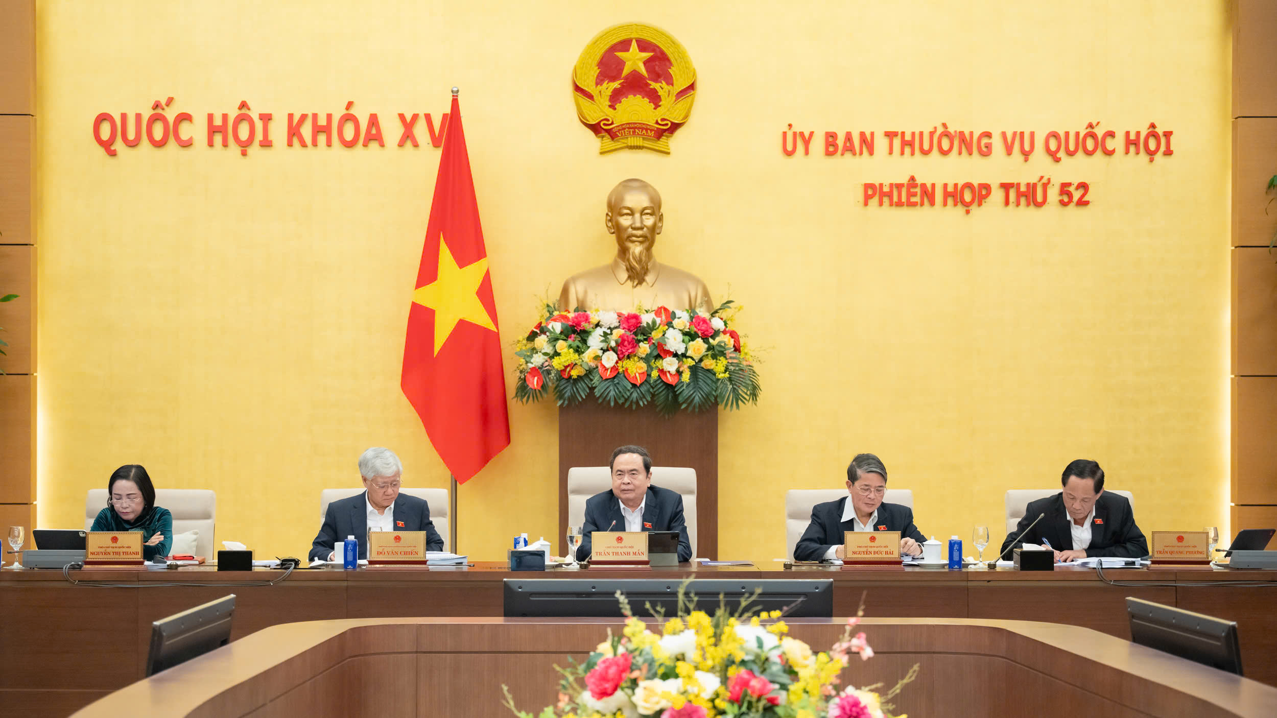 Chủ tịch Quốc hội Trần Thanh Mẫn và các Phó Chủ tịch Quốc hội dự Phiên họp. Ảnh:quochoi.vn