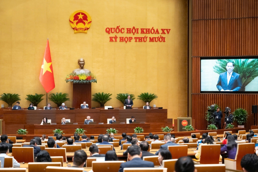 Phó Chủ tịch Quốc hội Trần Quang Phương điều hành Phiên họp

