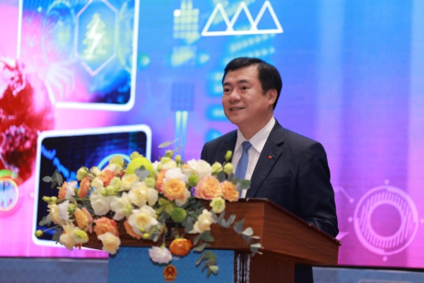 Ông Nguyễn Sinh Nhật Tân, Thứ trưởng Bộ Công Thương cho rằng kinh tế số sẽ trở thành một trụ cột mới.