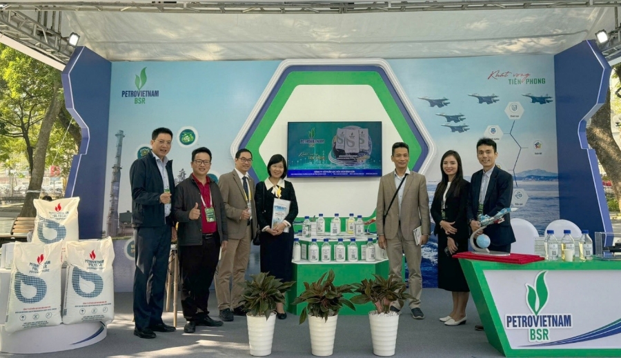 Gian hàng trưng bày sản phẩm của BSR tại Hội nghị Hóa học toàn quốc lần thứ 9.