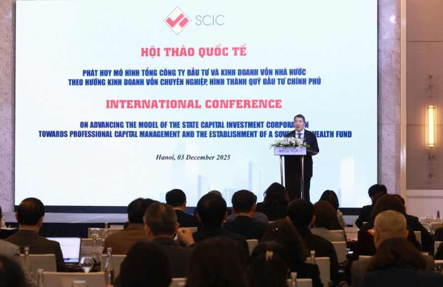 Thứ trưởng Bộ Tài chính Cao Anh Tuấn phát biểu tại Hội thảo.