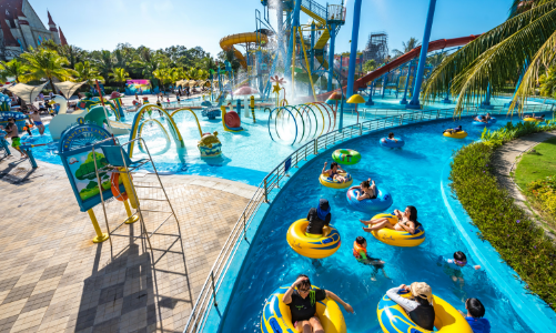 Phú Quốc nhộn nhịp du khách quốc tế 