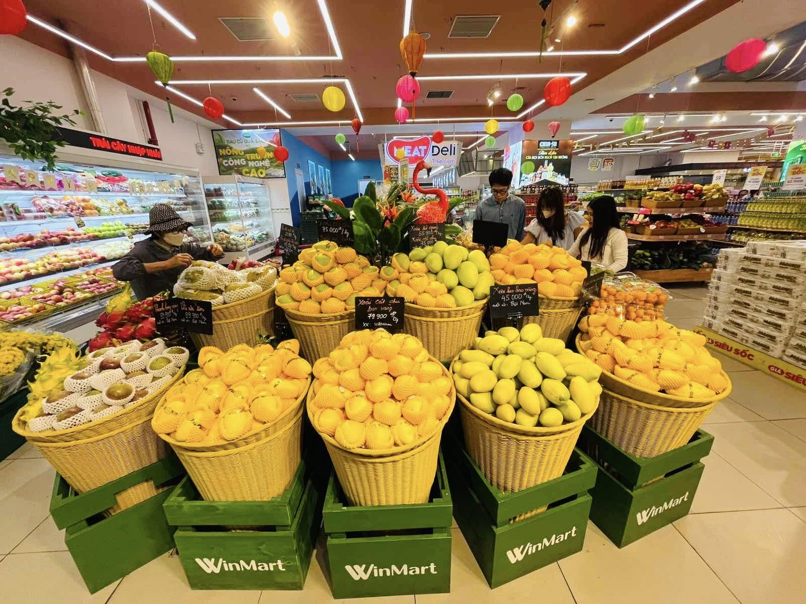 Tại miền Nam và miền Trung từ ngày 1/12 – 7/12, WinMart triển khai chương trình bán rau với giá không lợi nhuận.