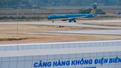 Vietnam Airlines launches direct air route from HCM City to Dien Bien