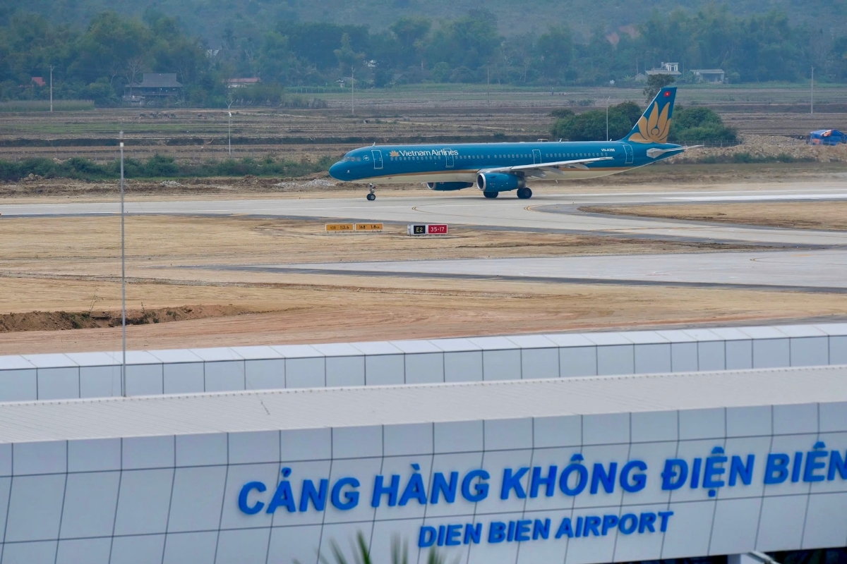 Hiện Vietnam Airlines là hãng hàng không duy nhất đang khai thác đường bay đến sân bay Điện Biên. Ảnh minh họa
