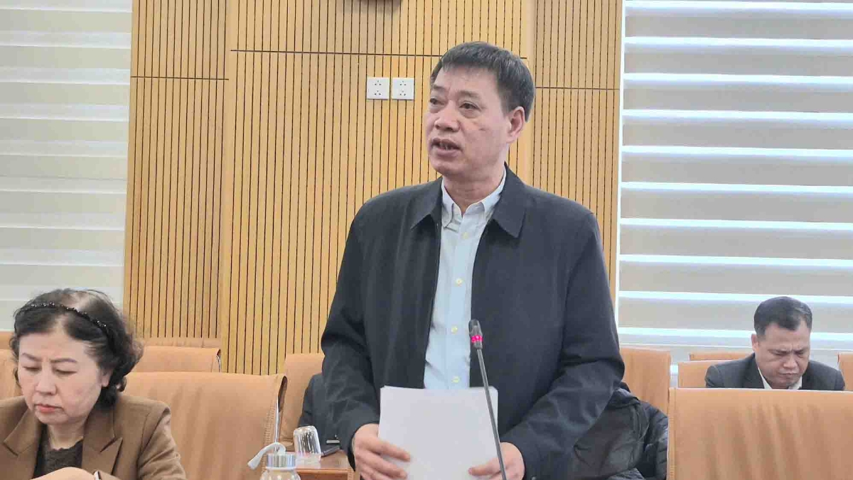 Ông Hoàng Đức Cường thông tin tại họp báo