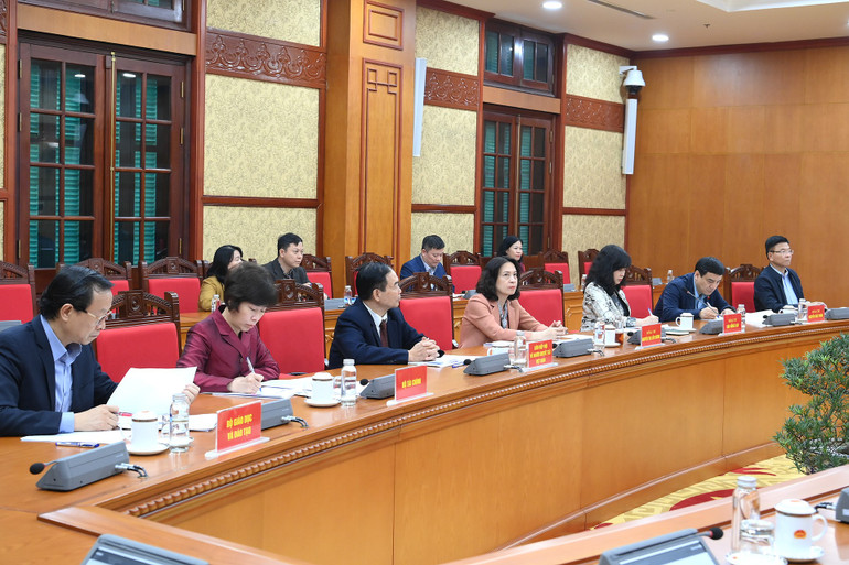 Các đại biểu dự buổi làm việc. Ảnh: Đăng Khoa