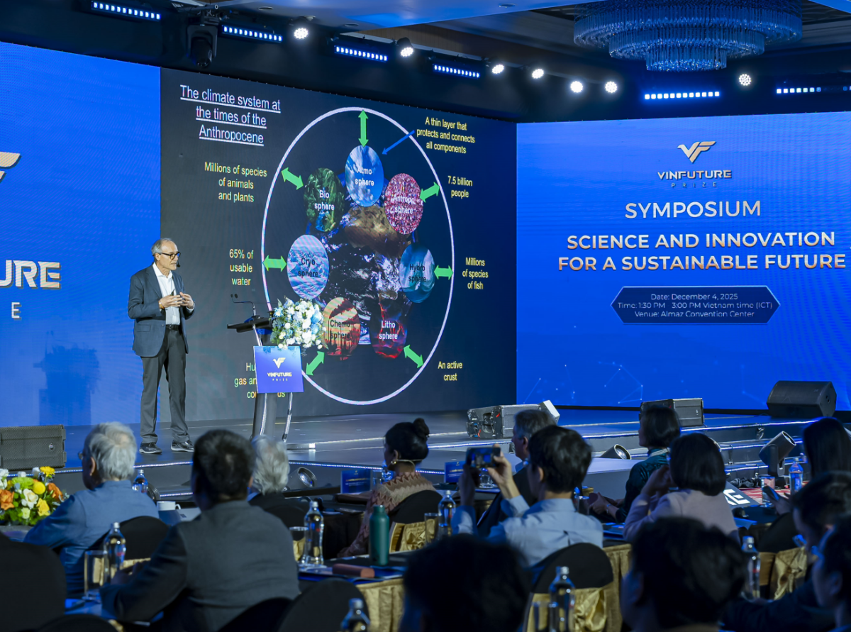 TS. Filippo Giorgi: Toàn cầu đang đối mặt với các vấn đề môi trường nghiêm trọng như ô nhiễm không khí và biến đổi khí hậu, thảm họa thiên tai, bão lũ