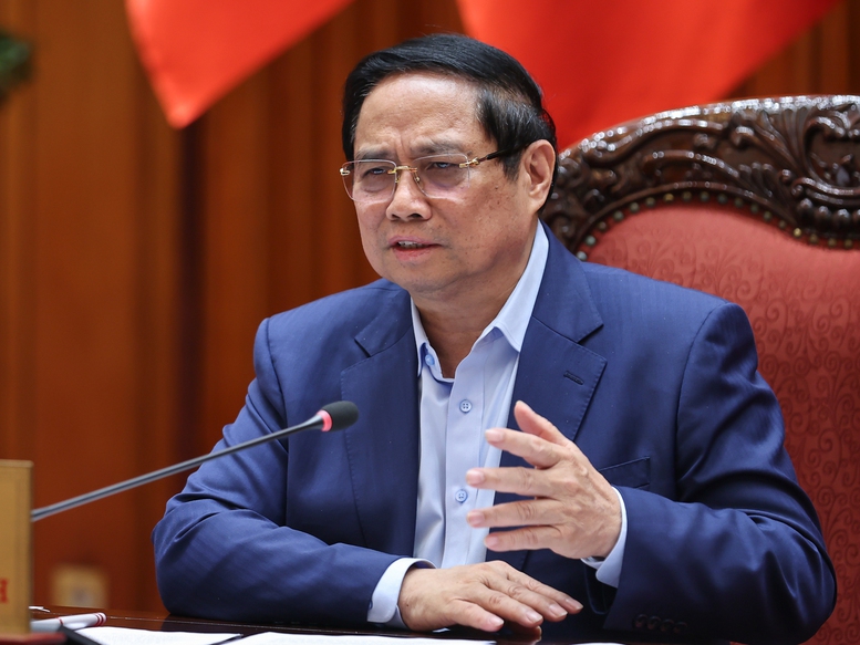 Thủ tướng Chính phủ chủ trì cuộc họp của Ban Thường vụ Đảng ủy Chính phủ và Thường trực Chính phủ chiều 5/12 - Ảnh: VGP
