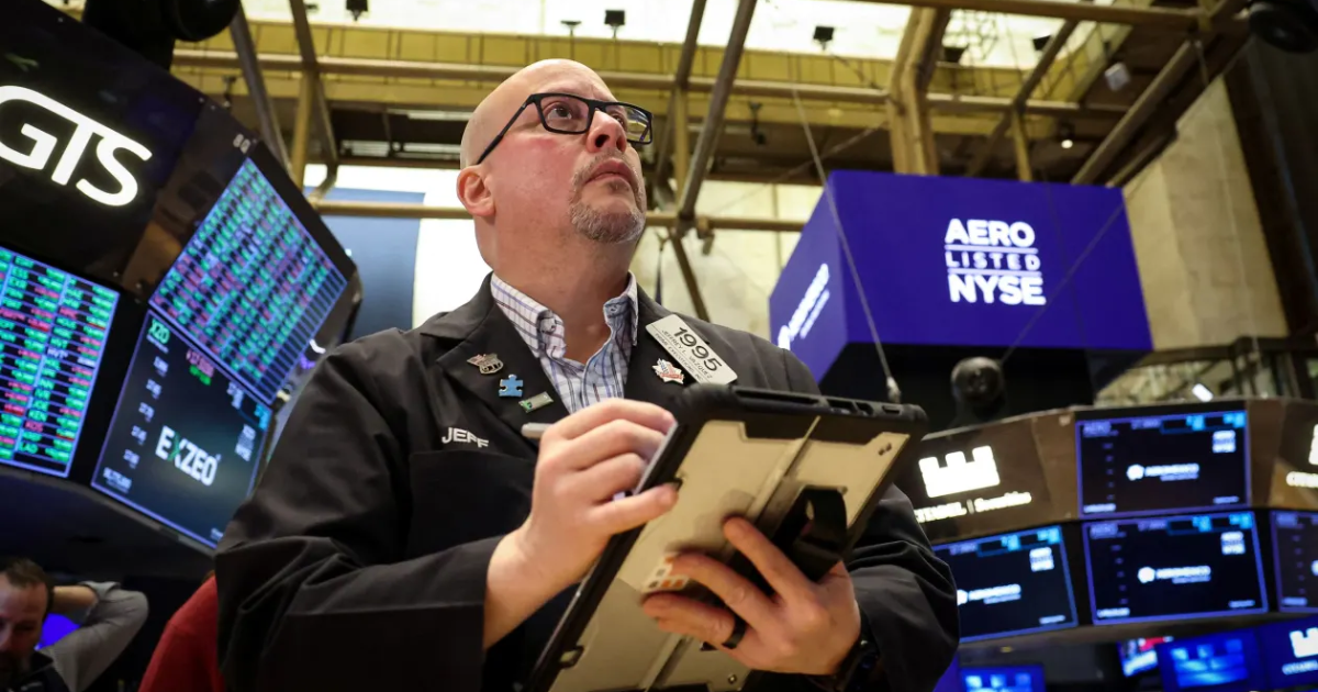 Chứng khoán Mỹ và giá dầu cùng tăng nhờ kỳ vọng Fed hạ lãi suất